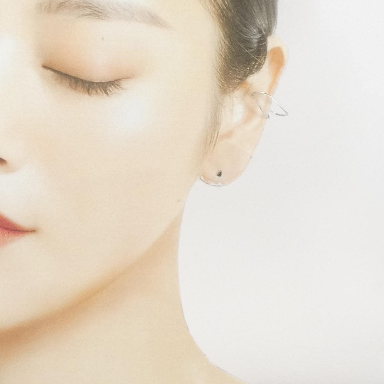 K10WG イヤーカフ 片耳