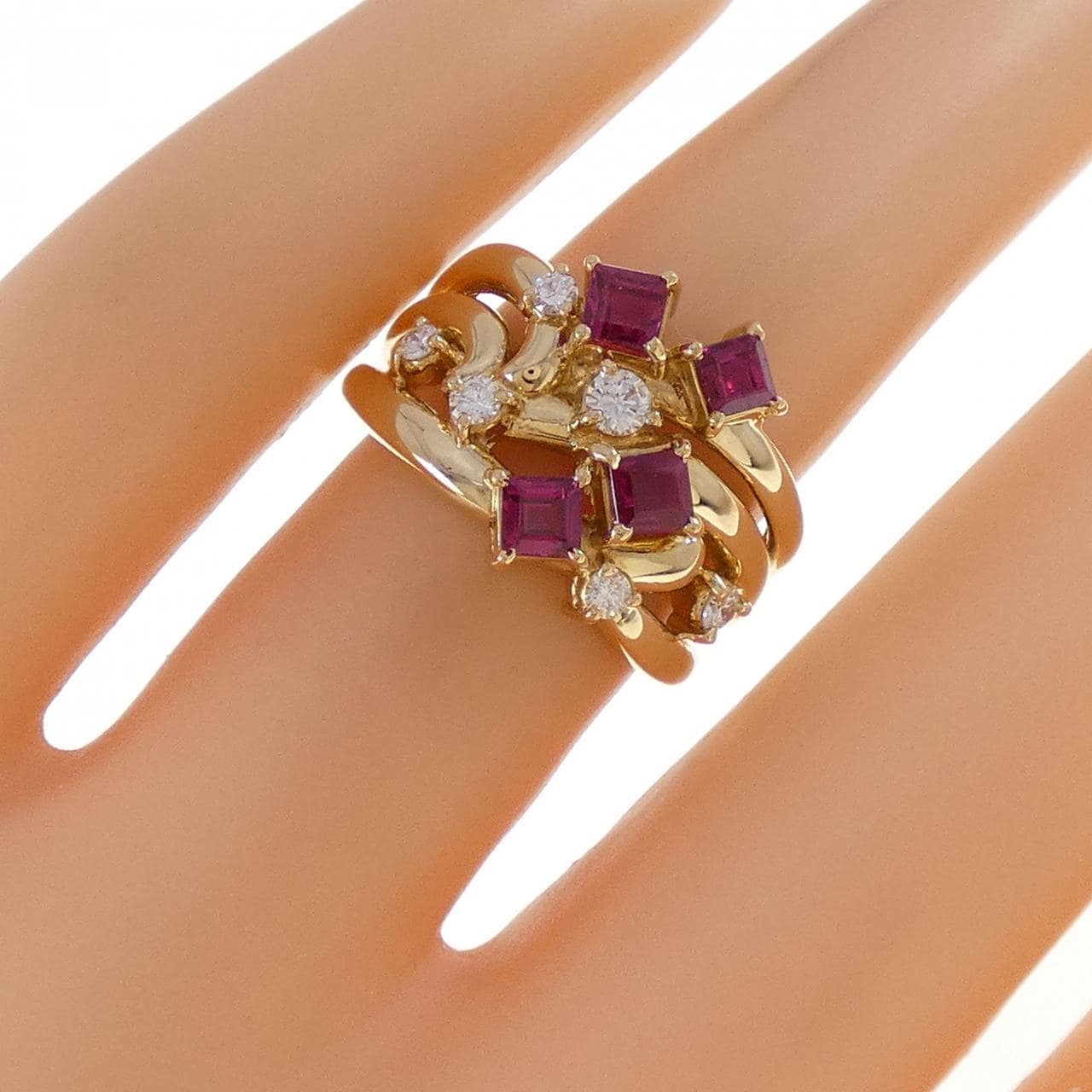 タサキ ルビー リング 0.82CT