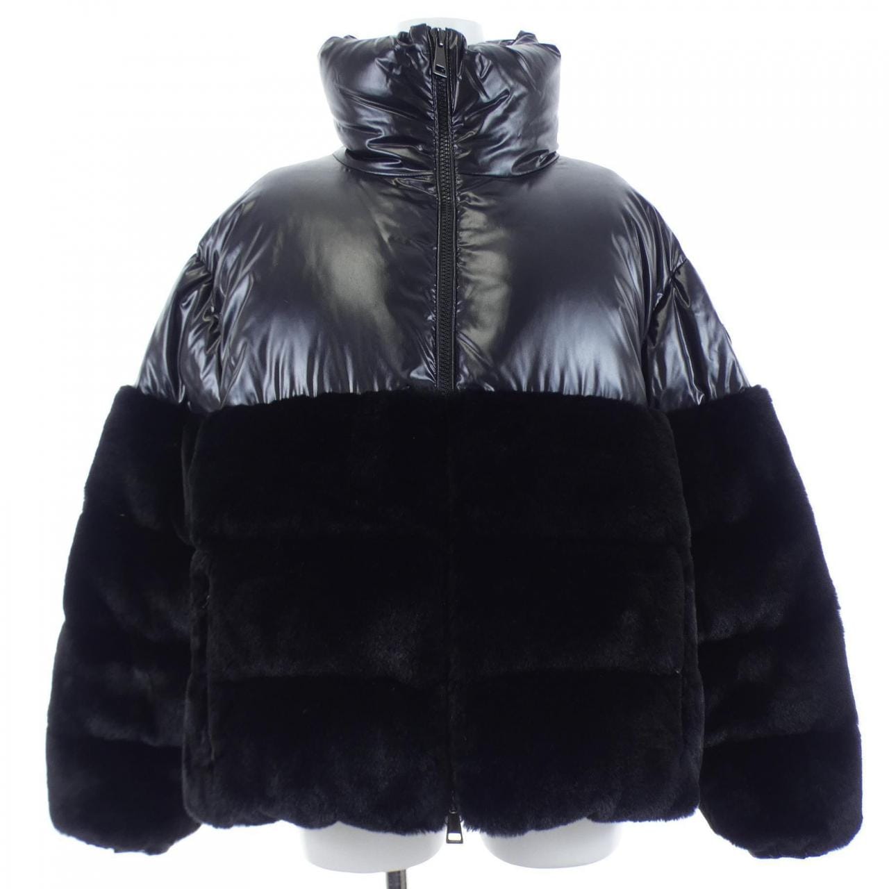 モンクレール MONCLER LOGODEC ダウンジャケット