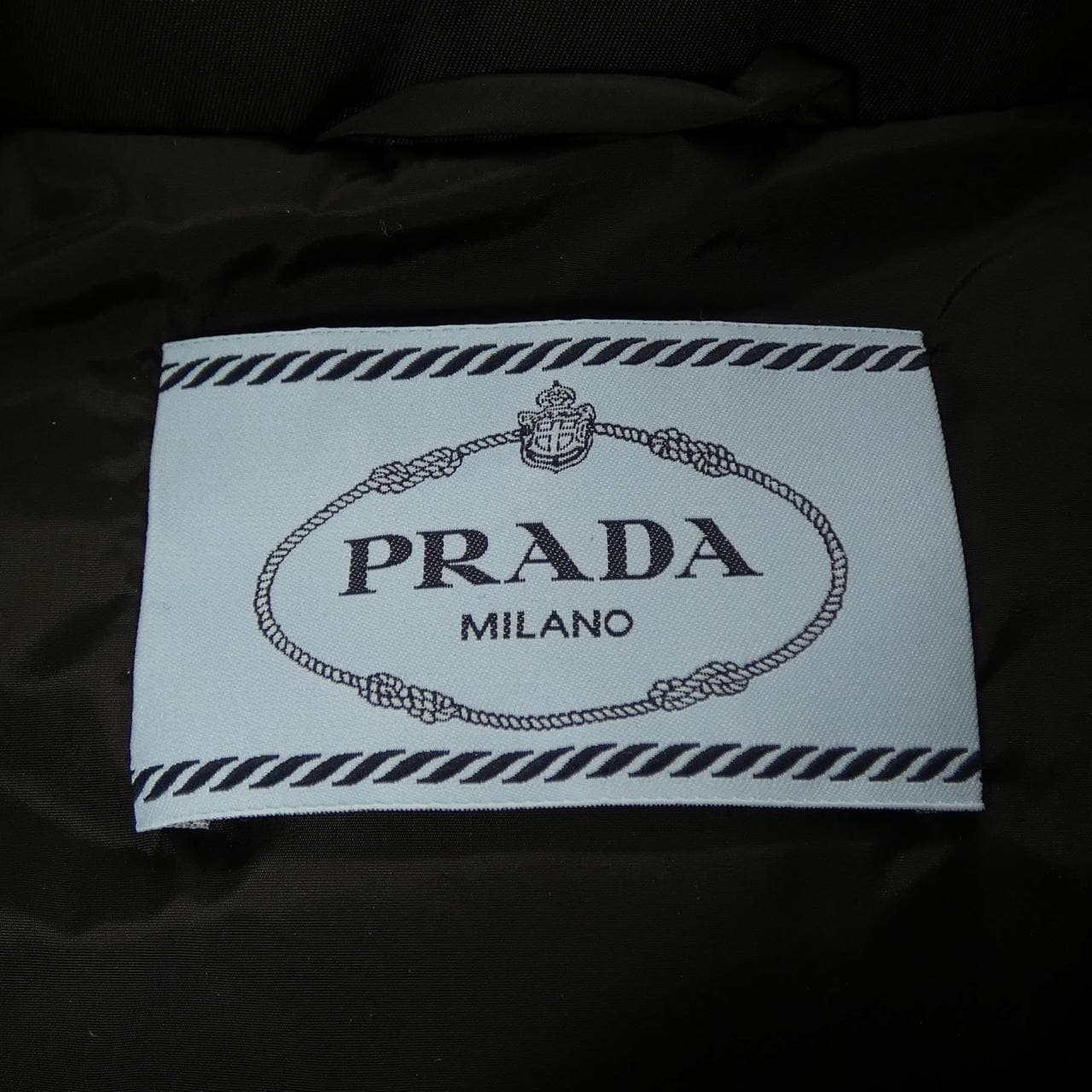 プラダ PRADA トライアングルロゴ 291953 S212 1WQ8 ダウンジャケット