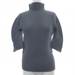 ミーイッセイミヤケ me ISSEY MIYAKE MI01FK411 トップス