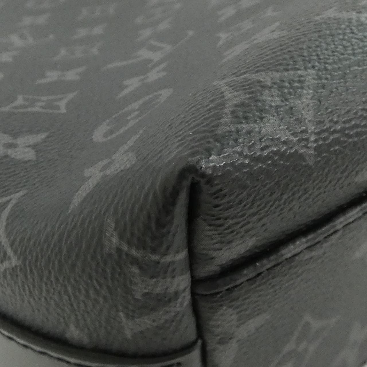 ルイヴィトン モノグラム エクリプス オディセ メッセンジャー MM M44224 ショルダーバッグ