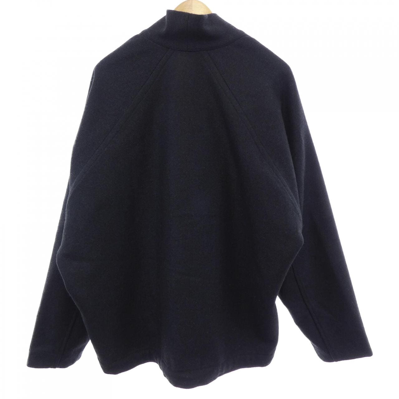 ヤンヤンヴァンエシュ JAN-JAN VANESSCHE トップス