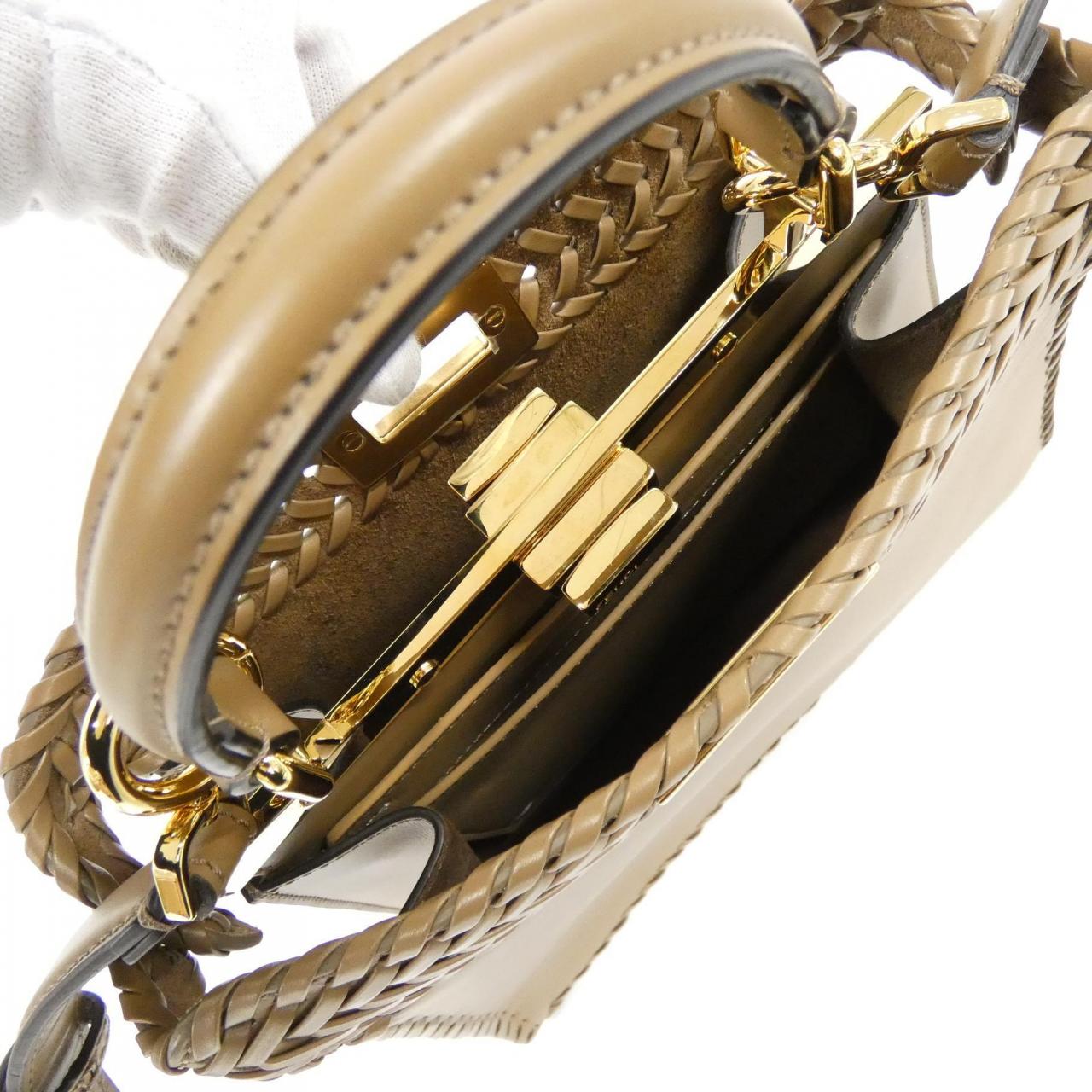 フェンディ ピーカブー アイ シー ユー スモール 8BN327 AHVY バッグ