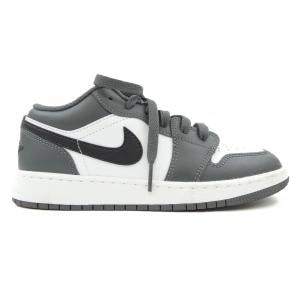 ナイキ ジョーダン NIKE JORDAN スニーカー