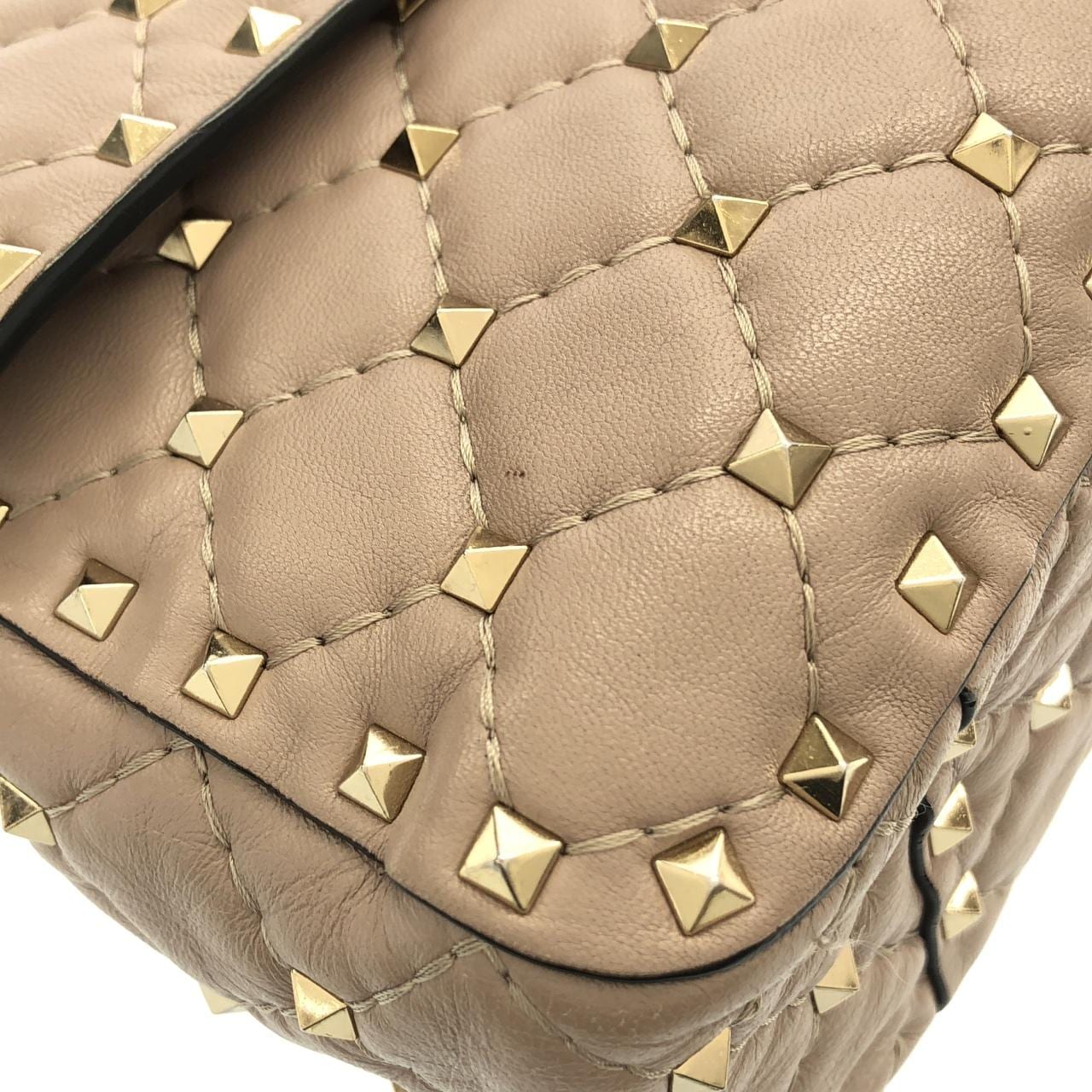 ヴァレンティノガラヴァーニ バッグ