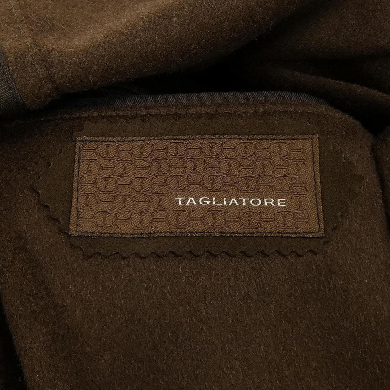 タリアトーレ TAGLIATORE ジャケット