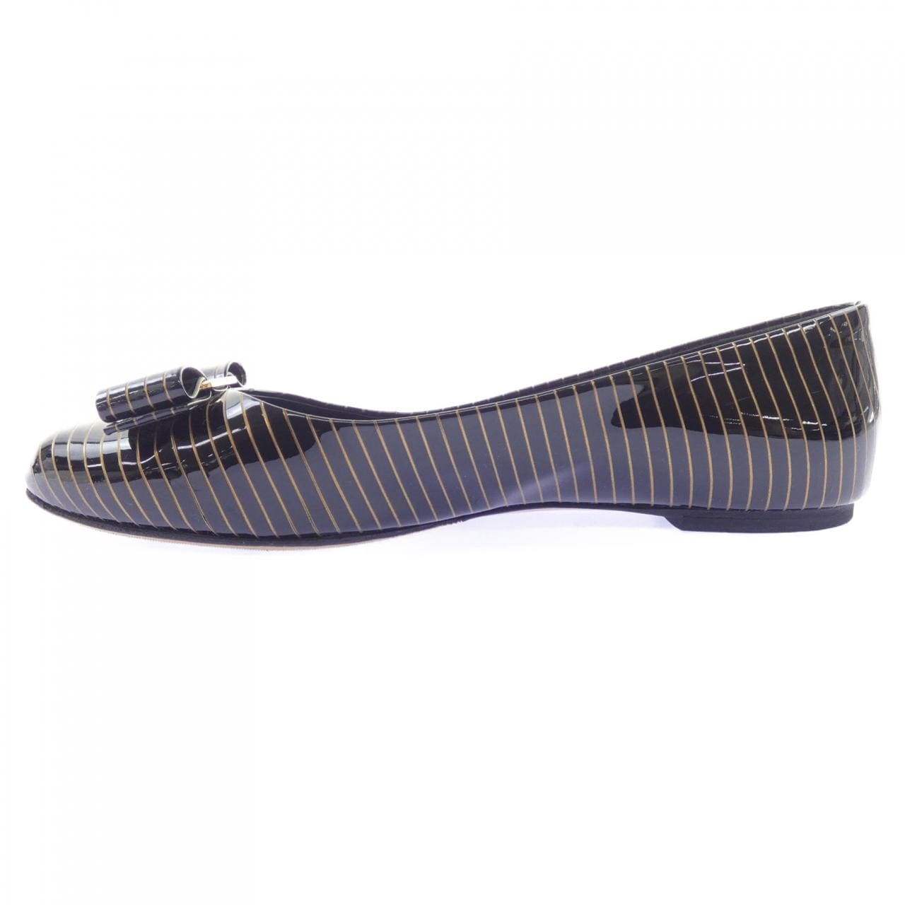 サルヴァトーレフェラガモ SALVATORE FERRAGAMO フラットシューズ