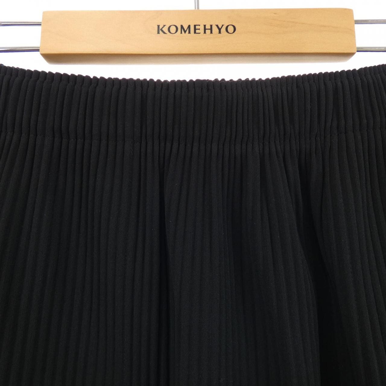 ミーイッセイミヤケ me ISSEY MIYAKE MI32KG923 スカート