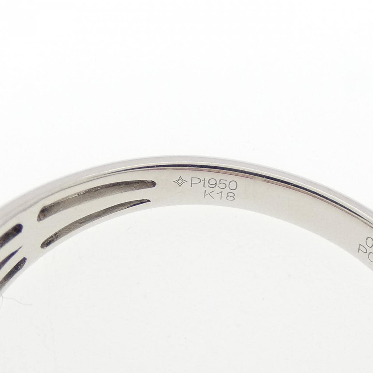 ジーエスティービー スピネル リング 0.60CT