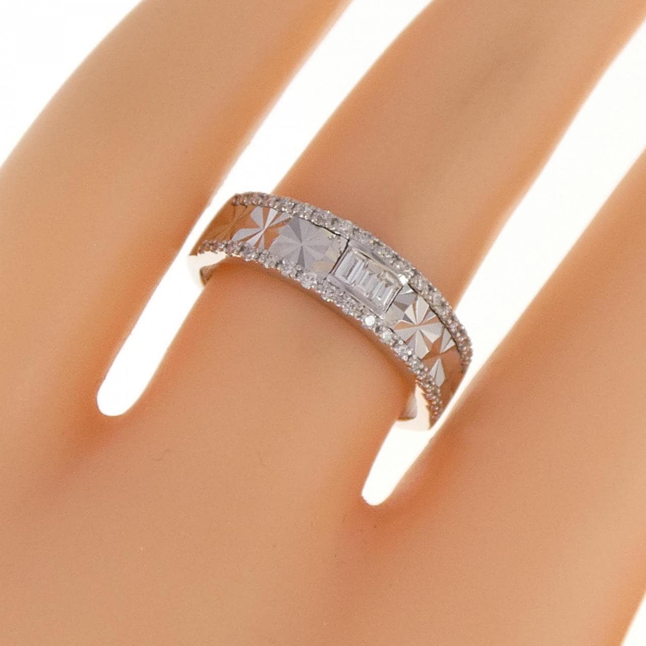 【新品】PT ダイヤモンド リング 0.25CT