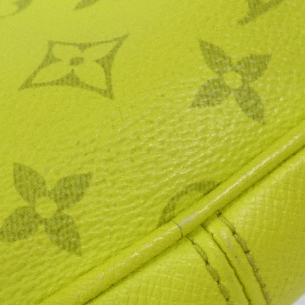 ルイヴィトン タイガ ラマ バムバッグ アウトドア 2019SS M30251 ショルダーバッグ