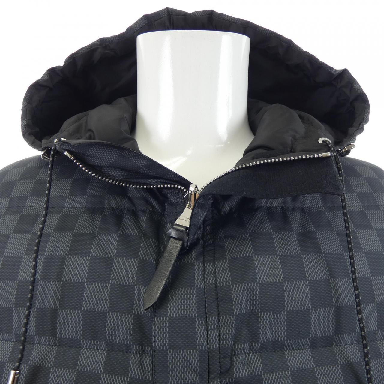 ルイヴィトン LOUIS VUITTON H2BS48PHU ダウンジャケット