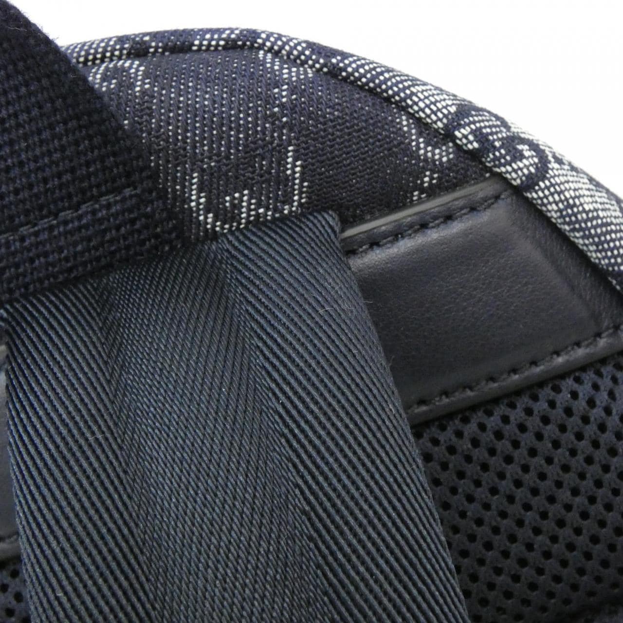 グッチ 849008 FAE90 リュックサック