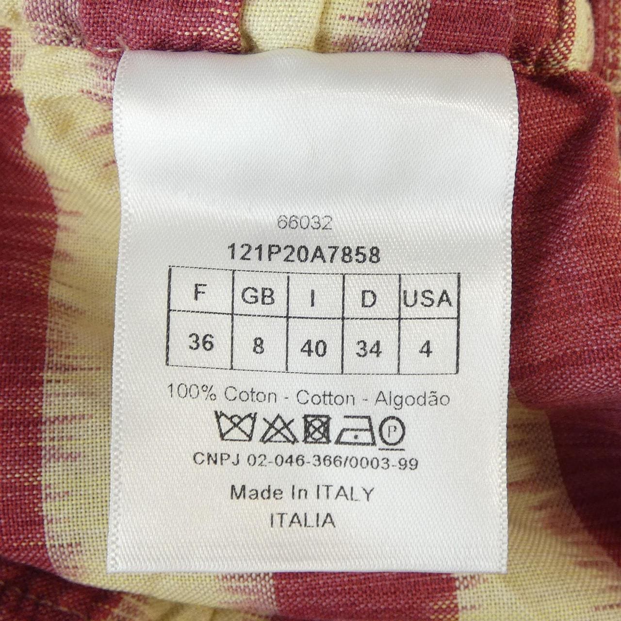 クリスチャンディオール CHRISTIAN DIOR 121P20A7858 ショートパンツ