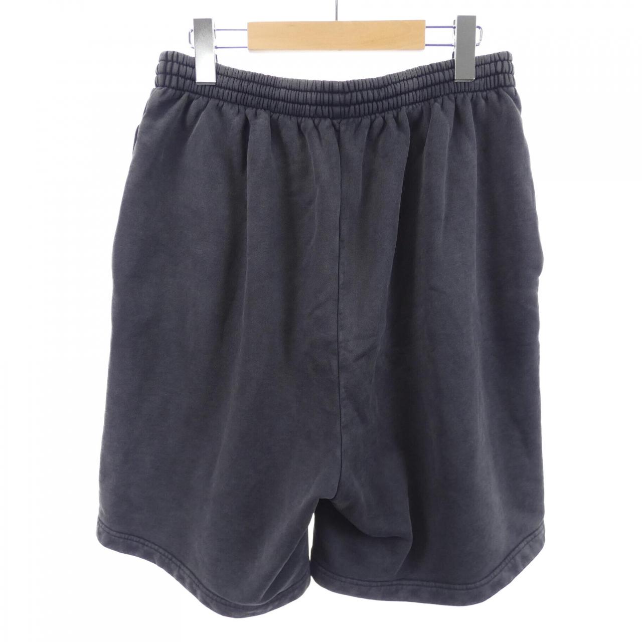 バレンシアガ BALENCIAGA WARDROBE 674591 TMVF5 UNISEX ショートパンツ