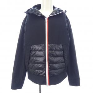 モンクレール MONCLER ダウンジャケット