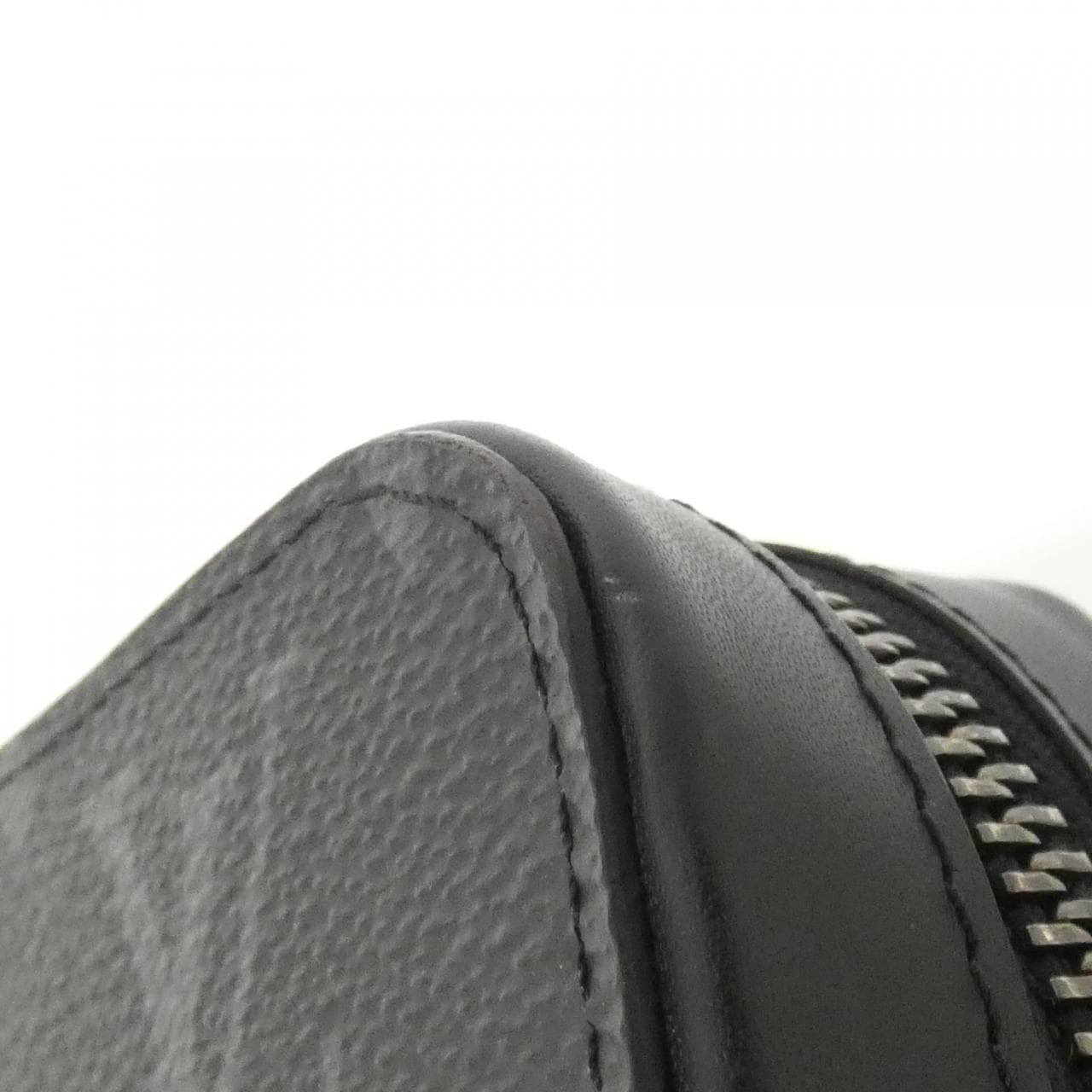 ルイヴィトン モノグラム エクリプス ジッピーXL M61698 財布