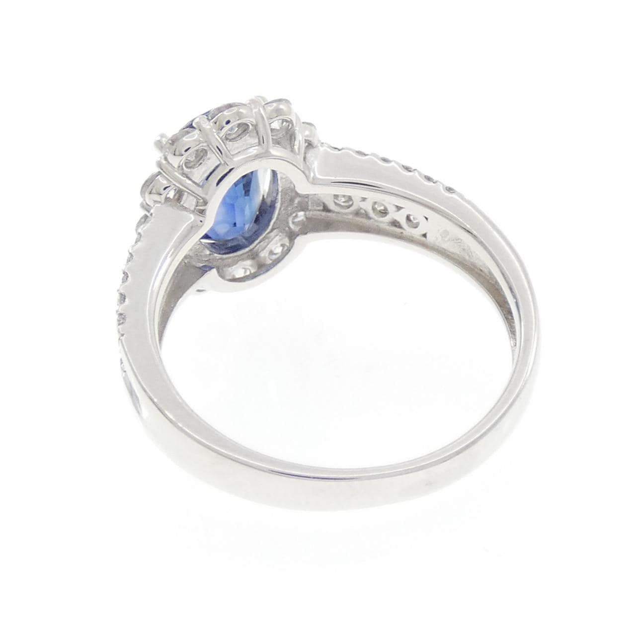 PT900 Sapphire Ring 2.38CT