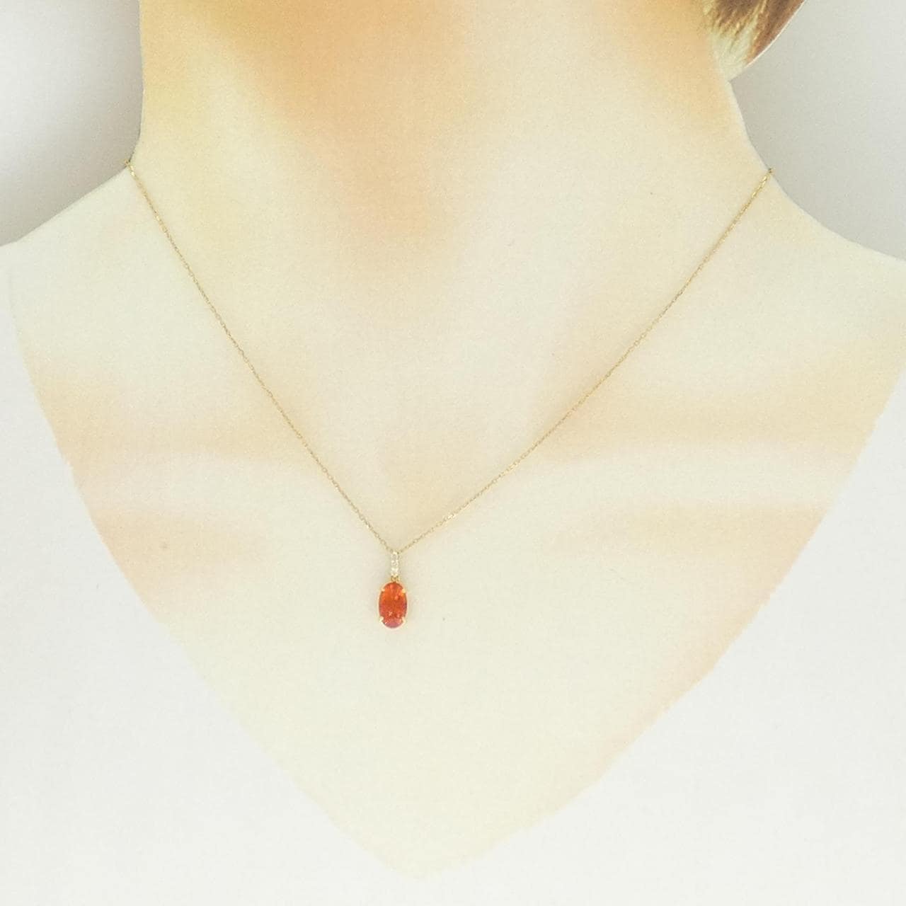 K18YG オパール ネックレス 0.71CT