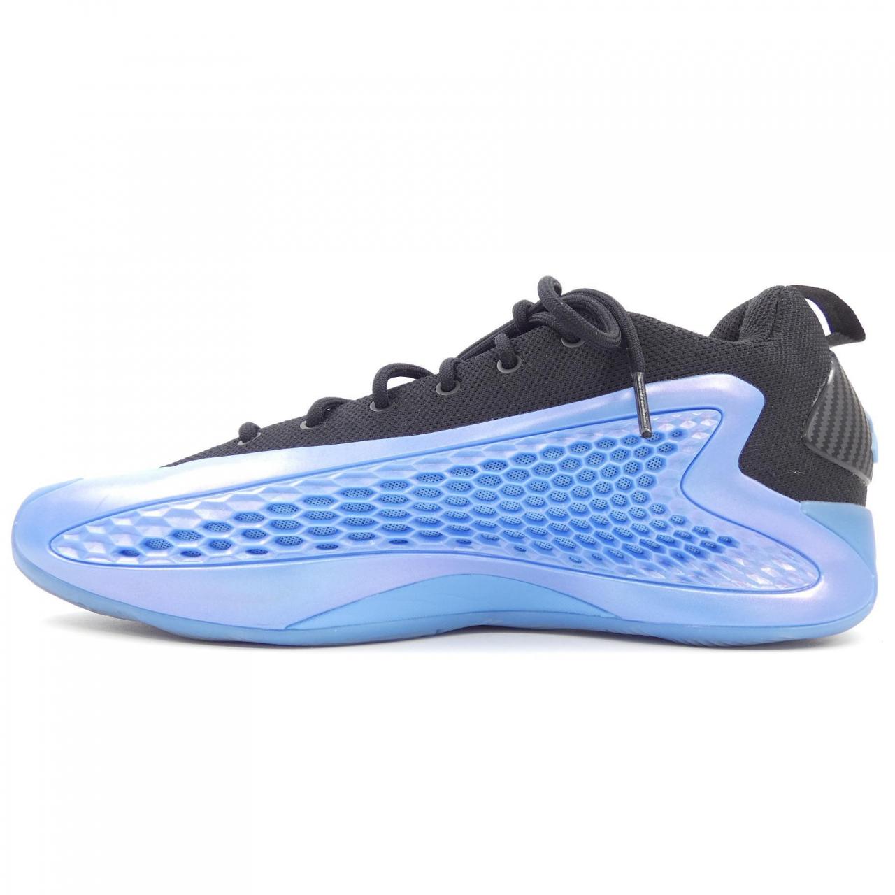 アディダス ADIDAS スニーカー