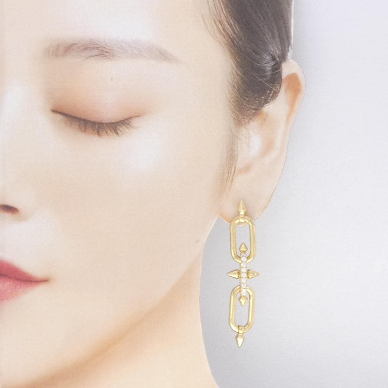 ティファニー タイタン ピアス 0.49CT
