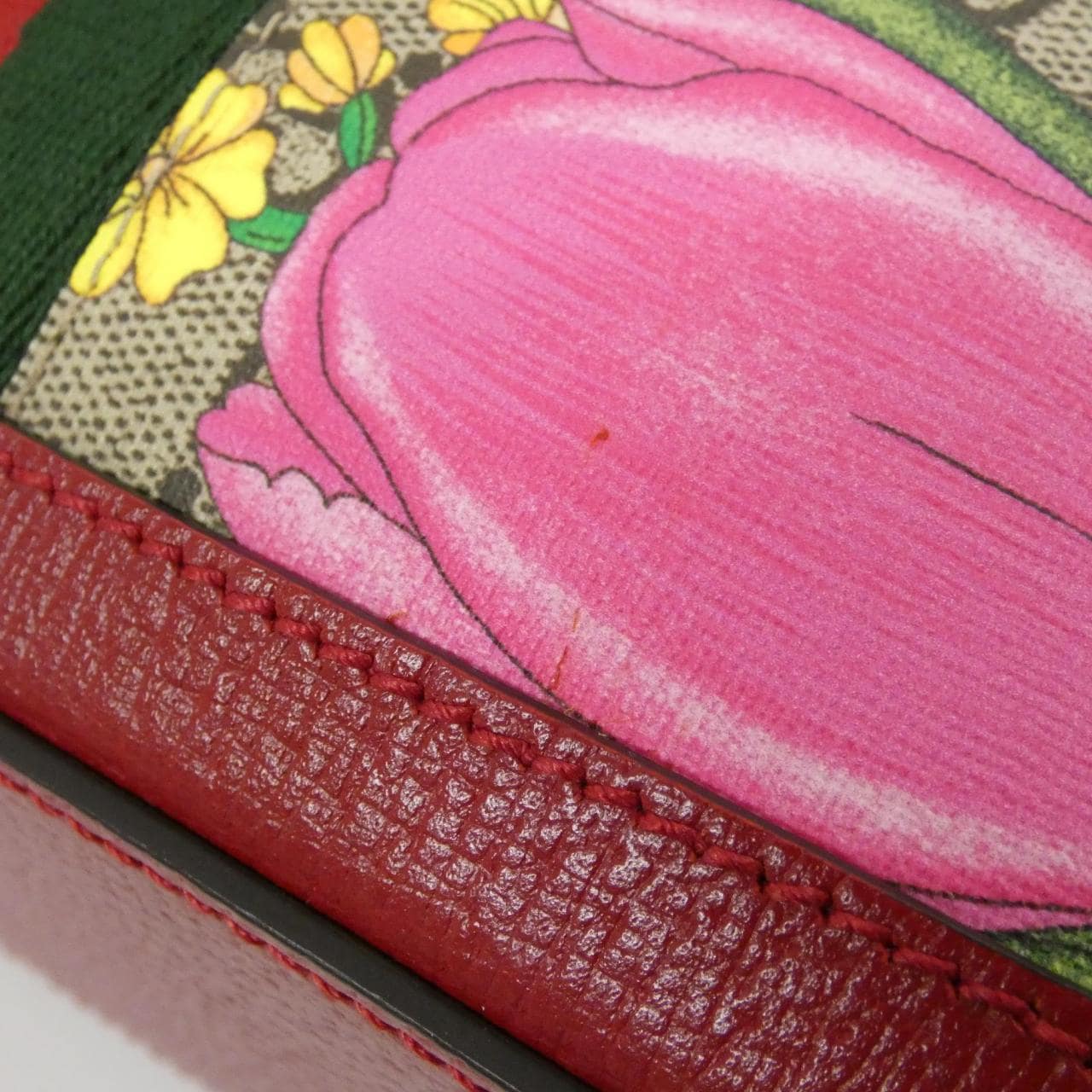 グッチ OPHIDIA 550622 HV8AC バッグ