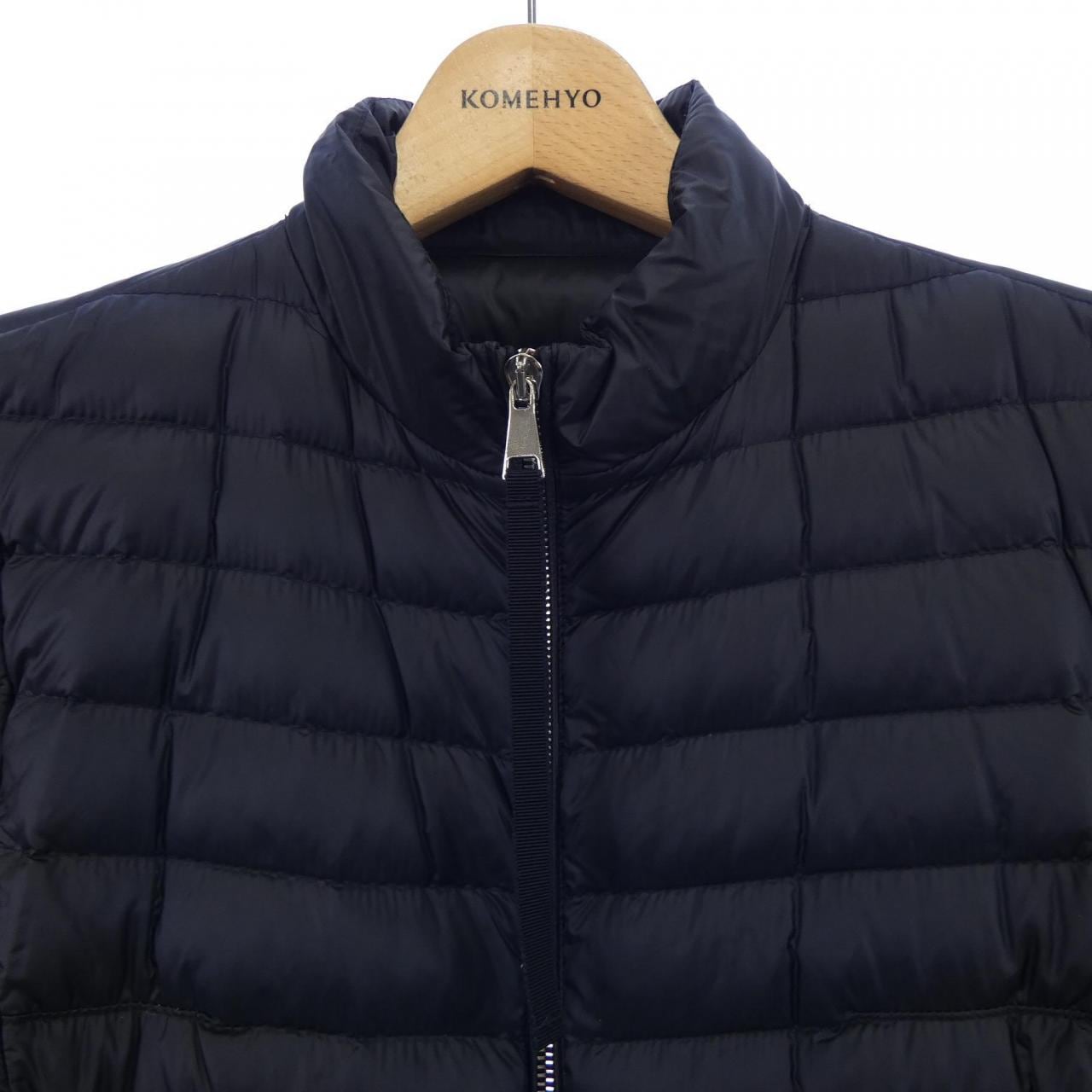 モンクレール MONCLER ダウンコート