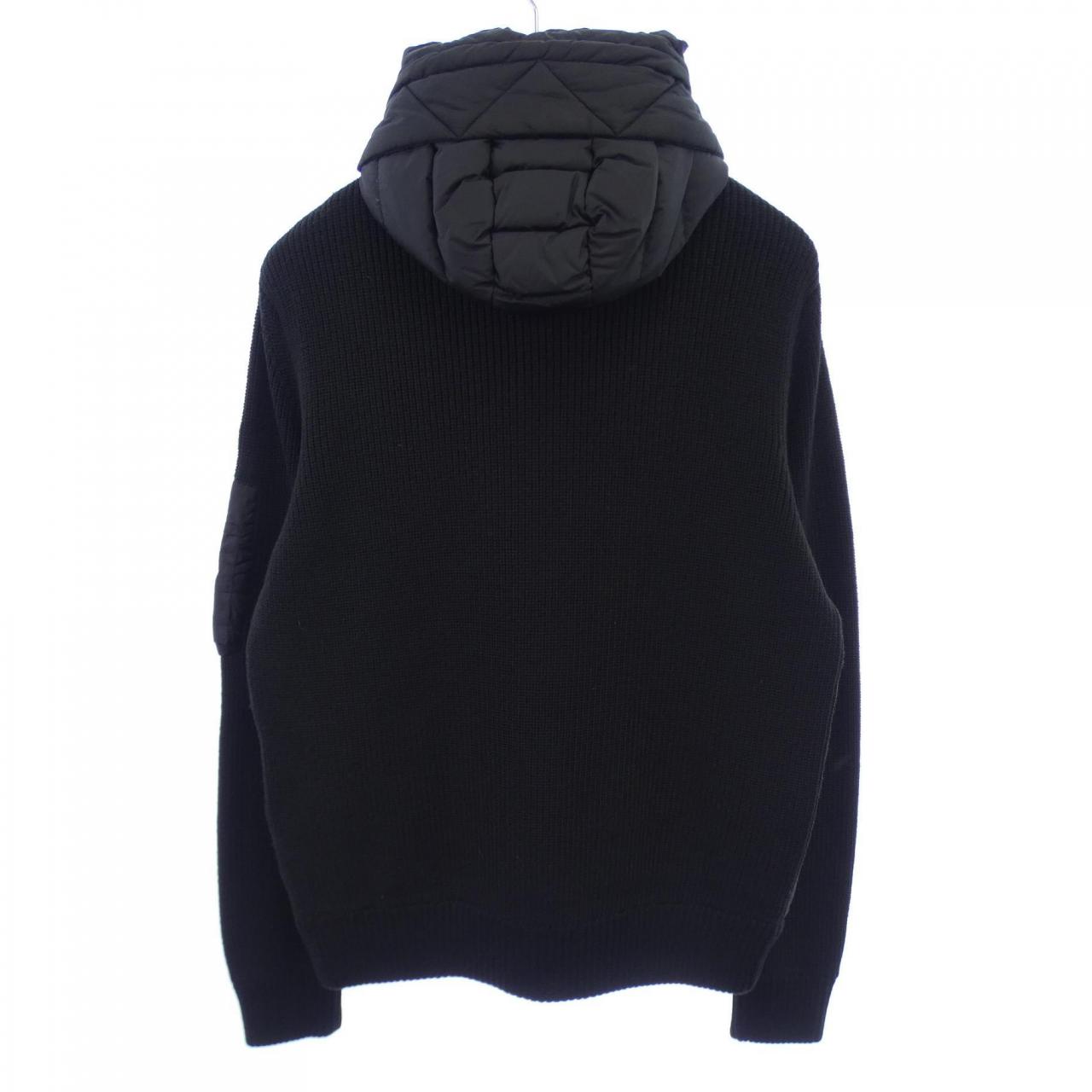 MONCLER蒙克勒羽绒服