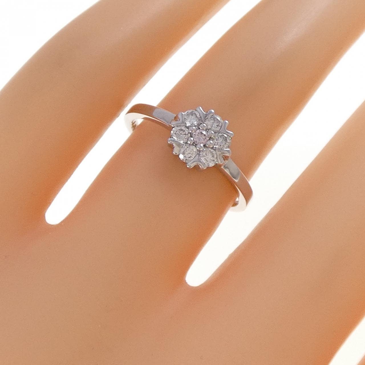 PT900 フラワー ピンクダイヤモンド リング 0.02CT