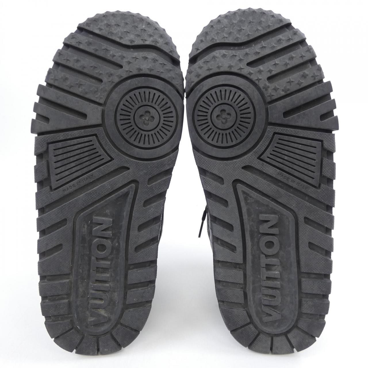 ルイヴィトン LOUIS VUITTON LVトレイナーマキシライン 1ACN スニーカー