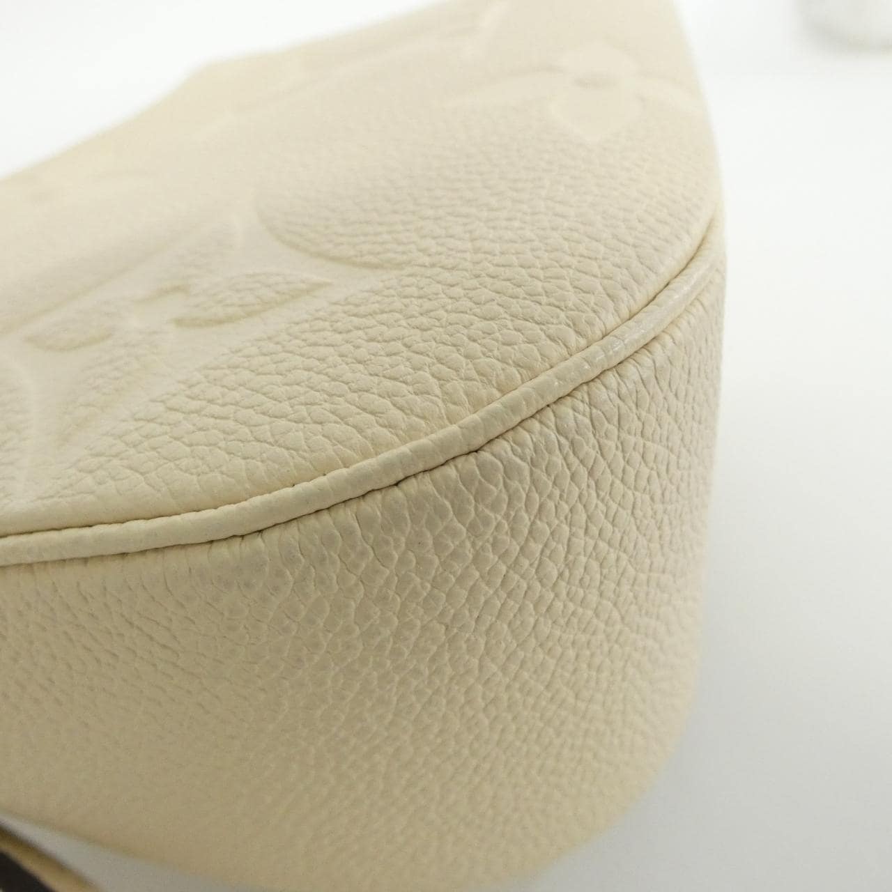 ルイヴィトン モノグラム アンプラント バガテル M46099 バッグ