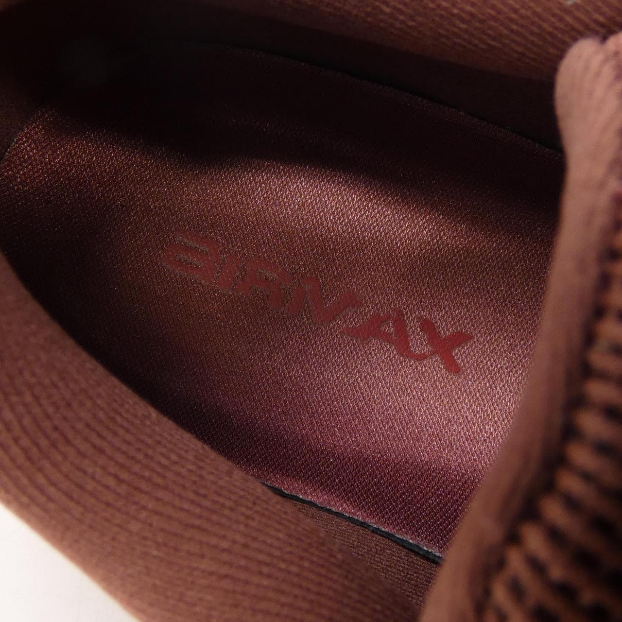 耐克NIKE HQ0912-600运动鞋