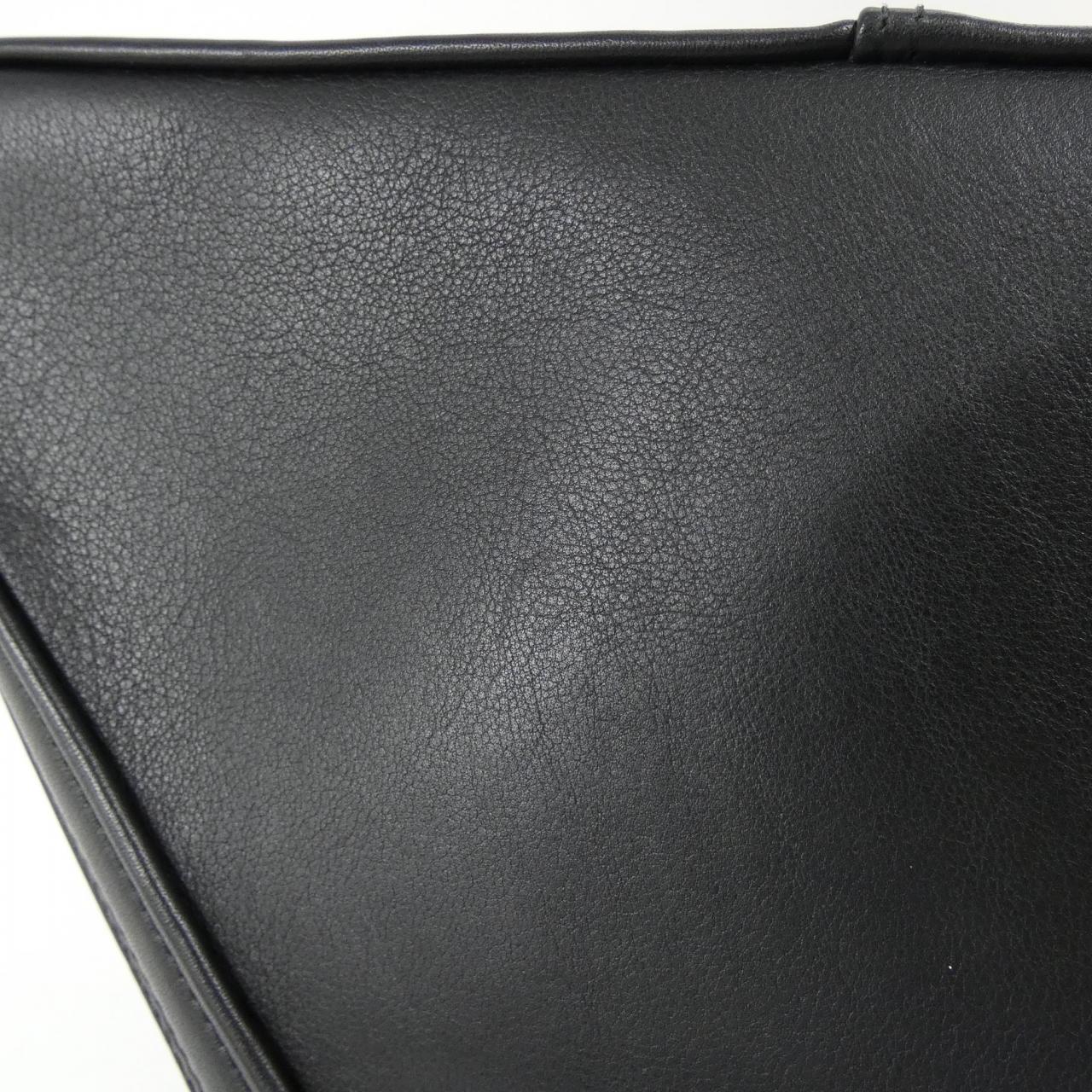 BALENCIAGA TRIANGLE POCHETTE M 476976 Bag