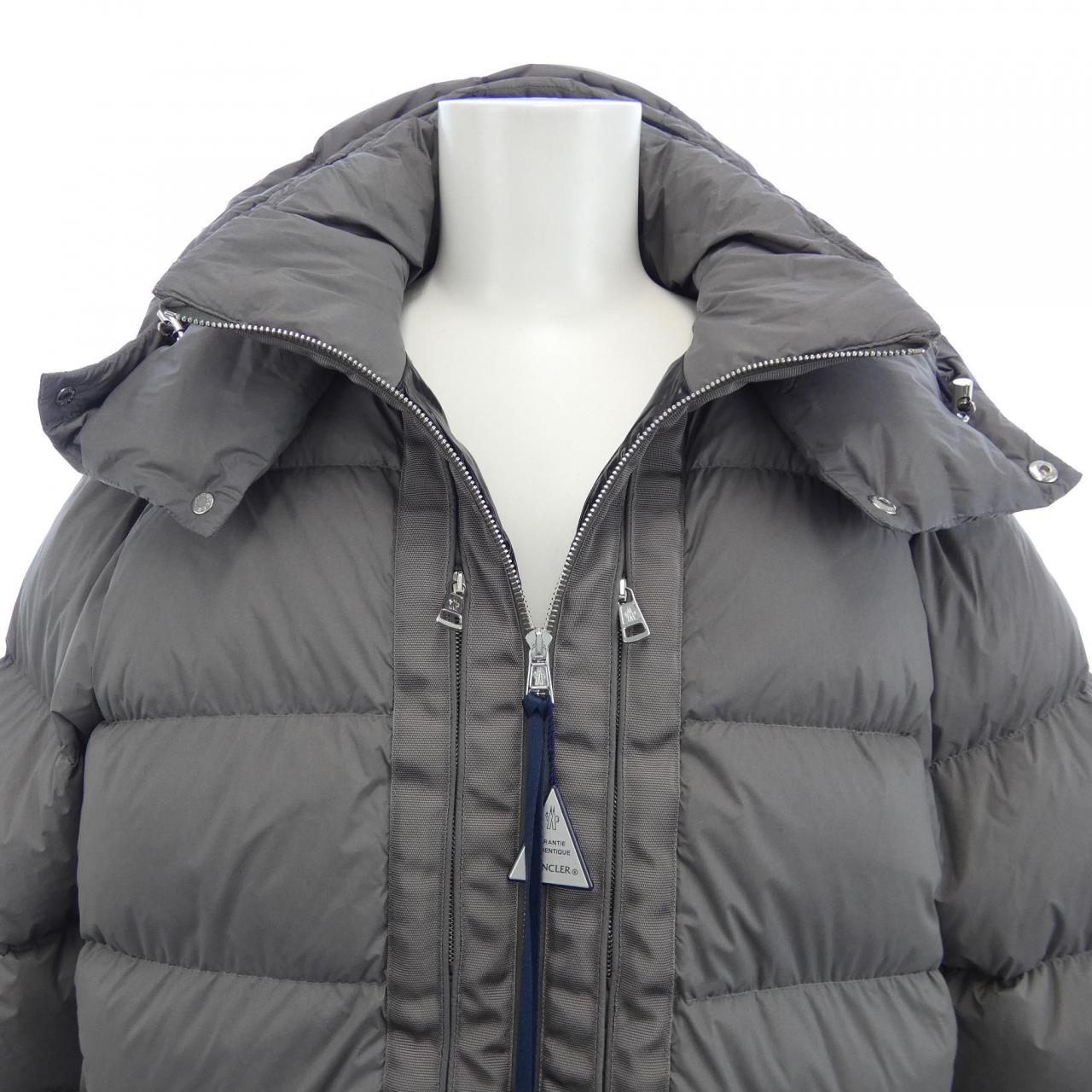 モンクレール MONCLER ダウンジャケット