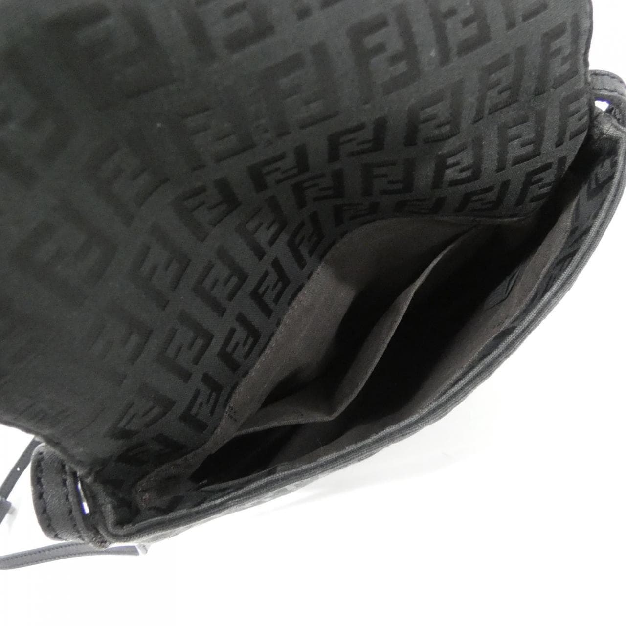 【ヴィンテージ】フェンディ 8BT075 JQ5 ショルダーバッグ