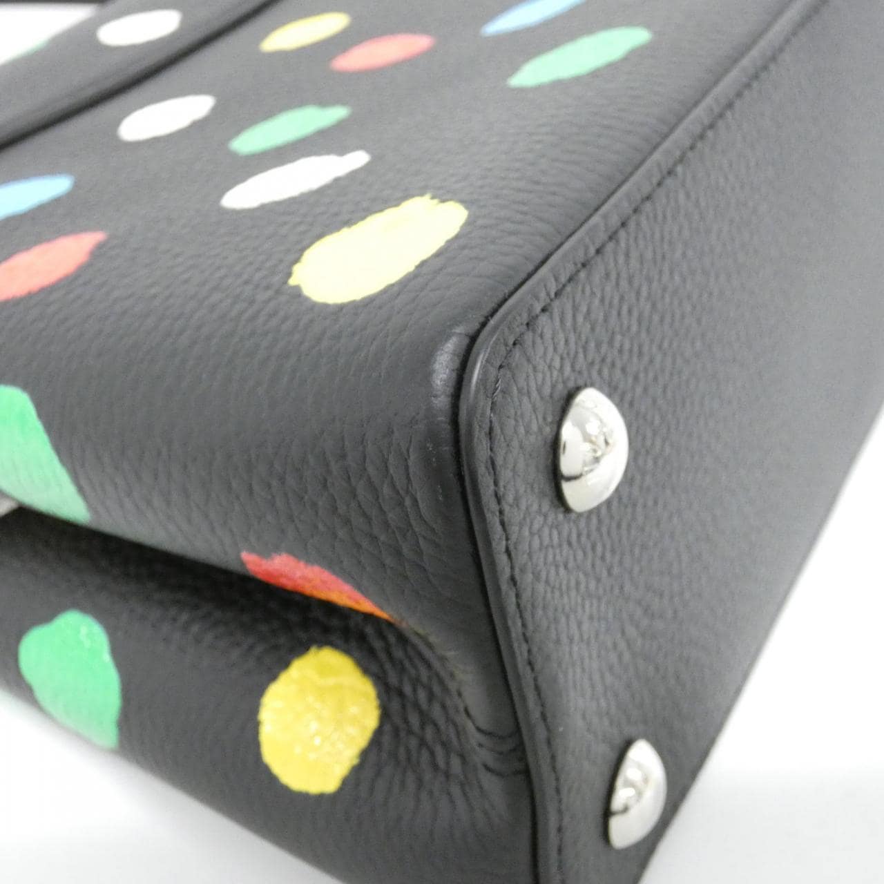 LOUIS VUITTON (L V X YK) Capucines MM M21663 手袋