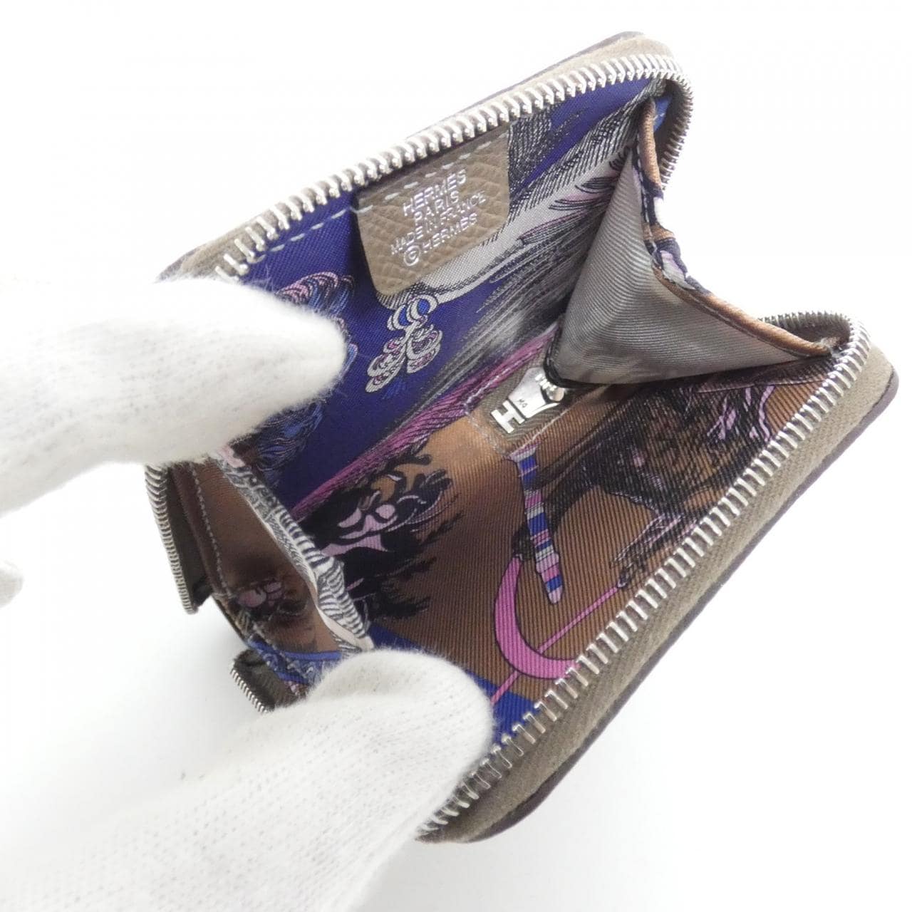 エルメス DELLA CAVALLERIA FAVOLOSA シルク イン ポルト モネ 083345CK コインケース