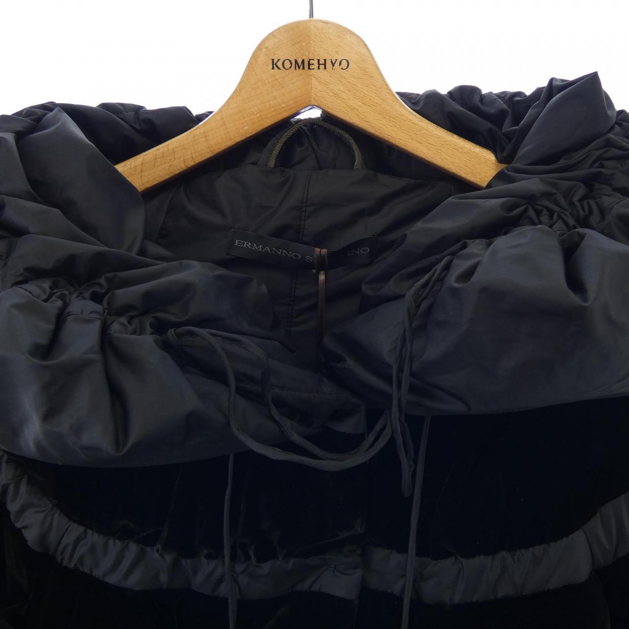 エルマンノシュエルビーノ ERMANNO SCERVINO ダウンコート