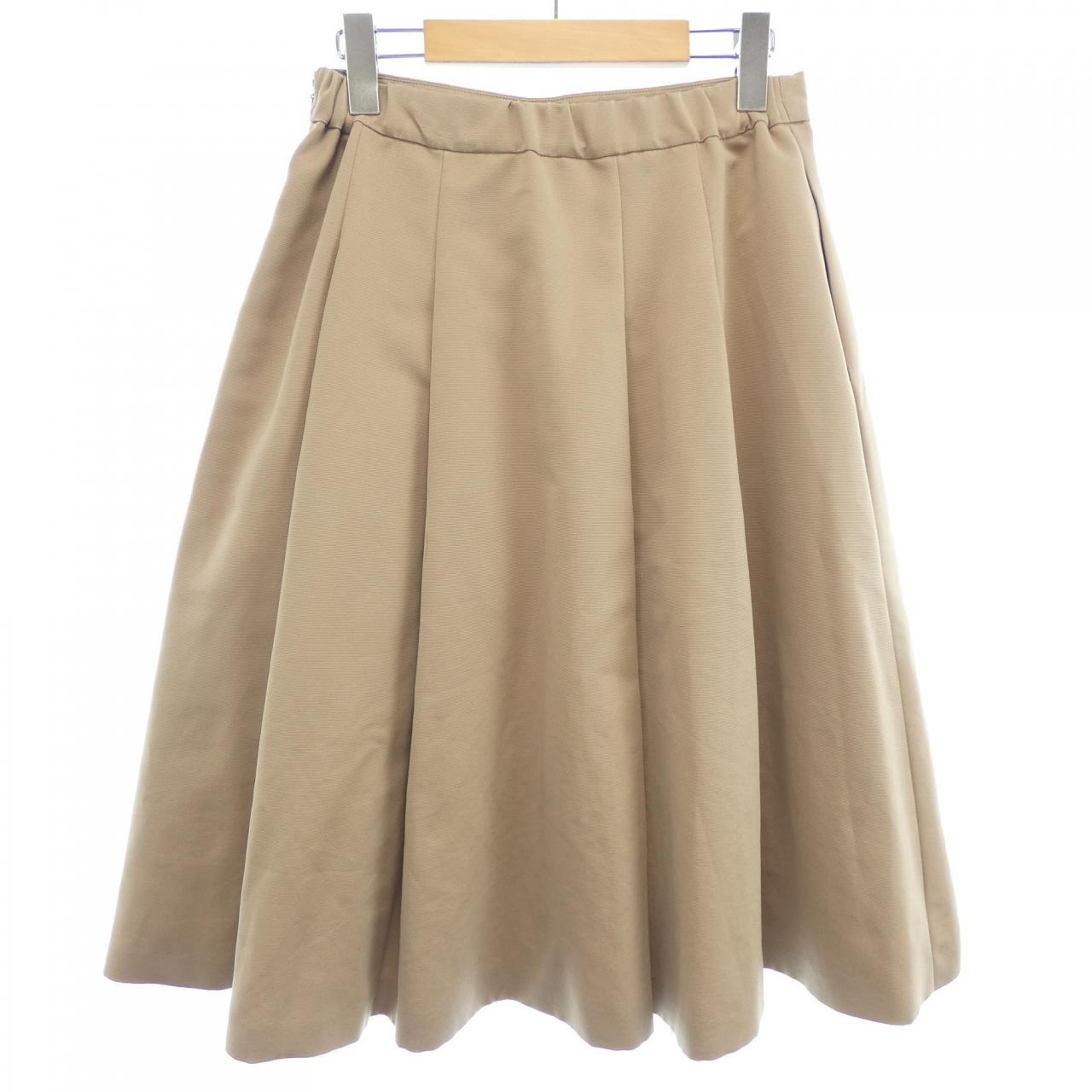 トゥービーシック TO BE CHIC スカート