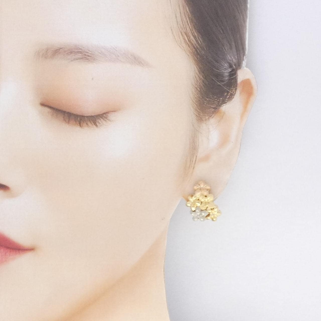 750スリーカラー フラワー ピアス