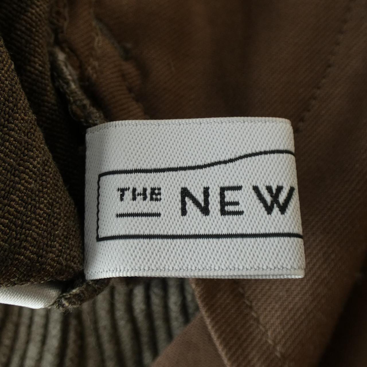 ザニューハウス THE NEWHOUSE パンツ
