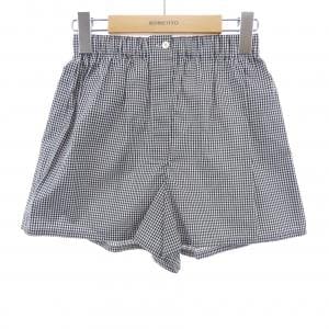 プラダ PRADA トライアングルロゴ P247G S221 109C ショートパンツ
