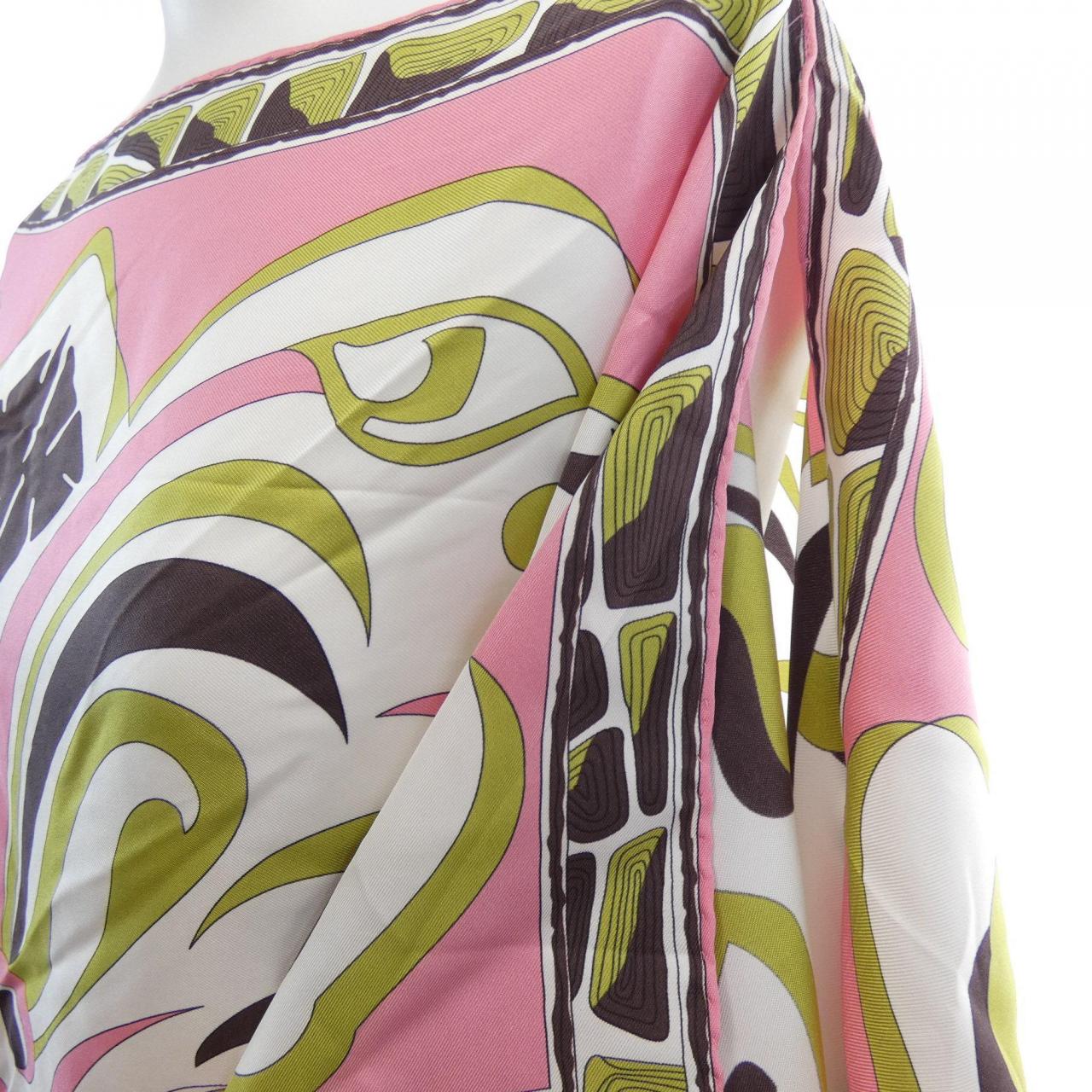 エミリオプッチ EMILIO PUCCI 2HWL97 ポンチョ