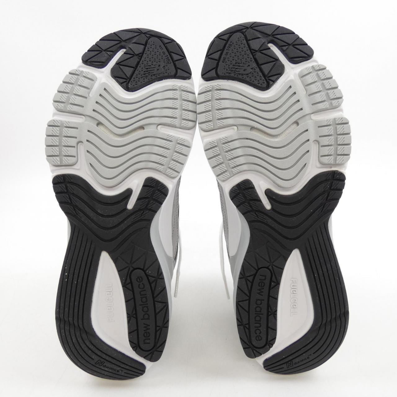 ニューバランス NEW BALANCE スニーカー