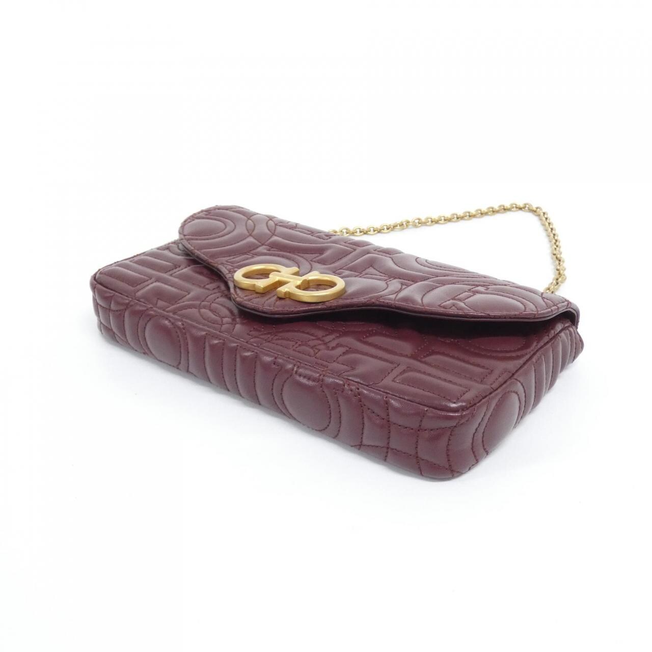 サルヴァトーレフェラガモ 22 D699 ショルダーバッグ