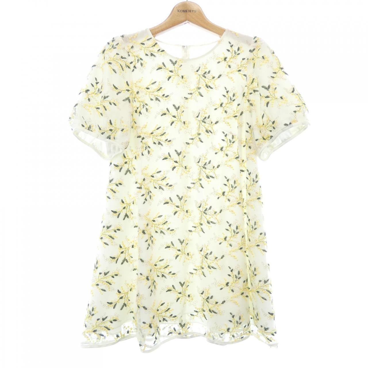 TO BE CHIC TO BE CHIC Tops