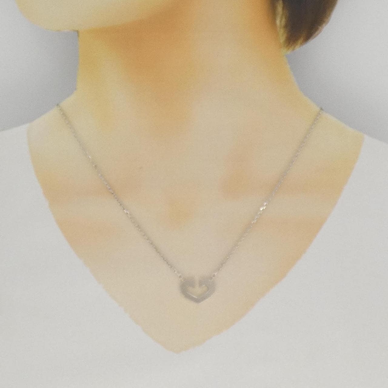 カルティエ Cハート ネックレス