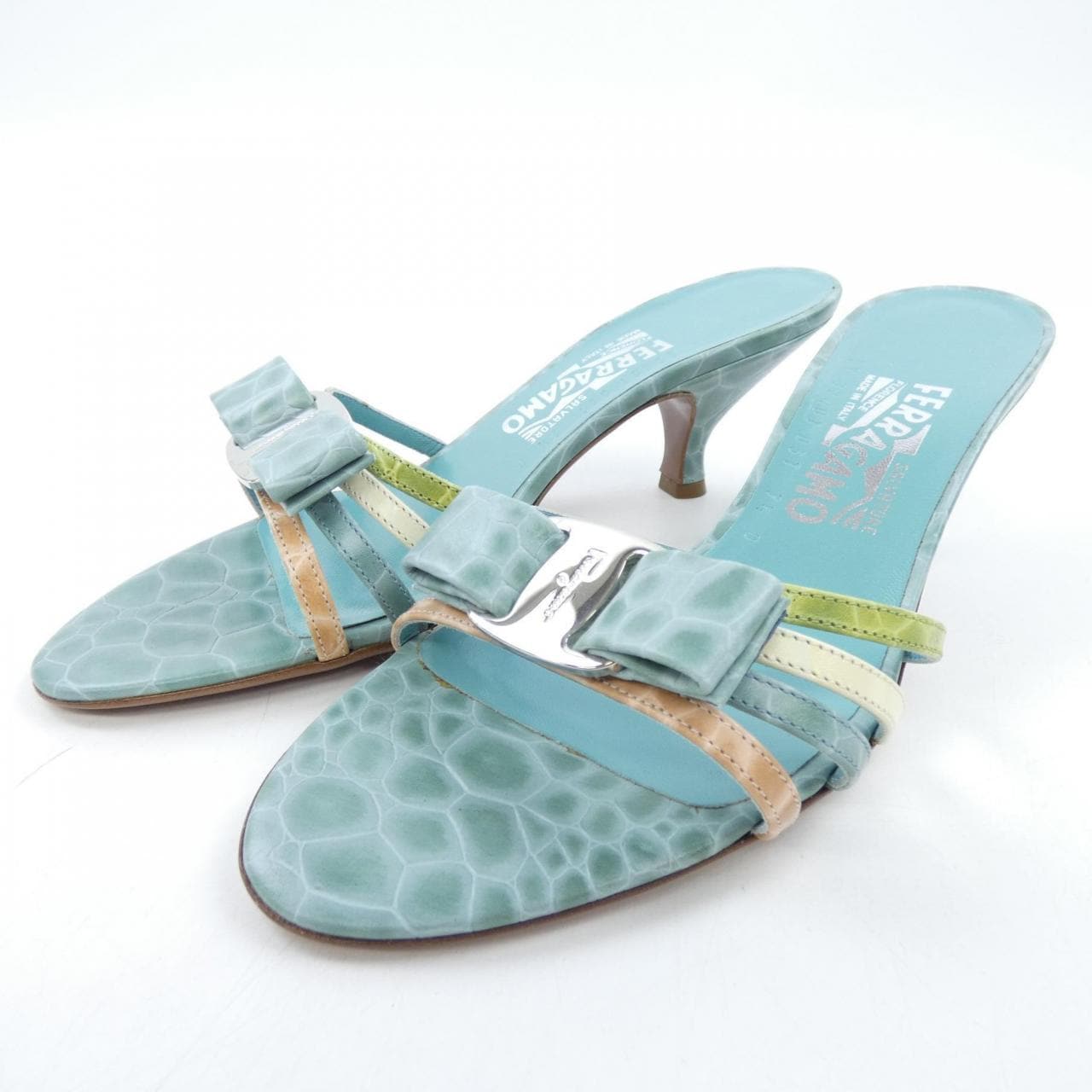 サルヴァトーレフェラガモ SALVATORE FERRAGAMO サンダル