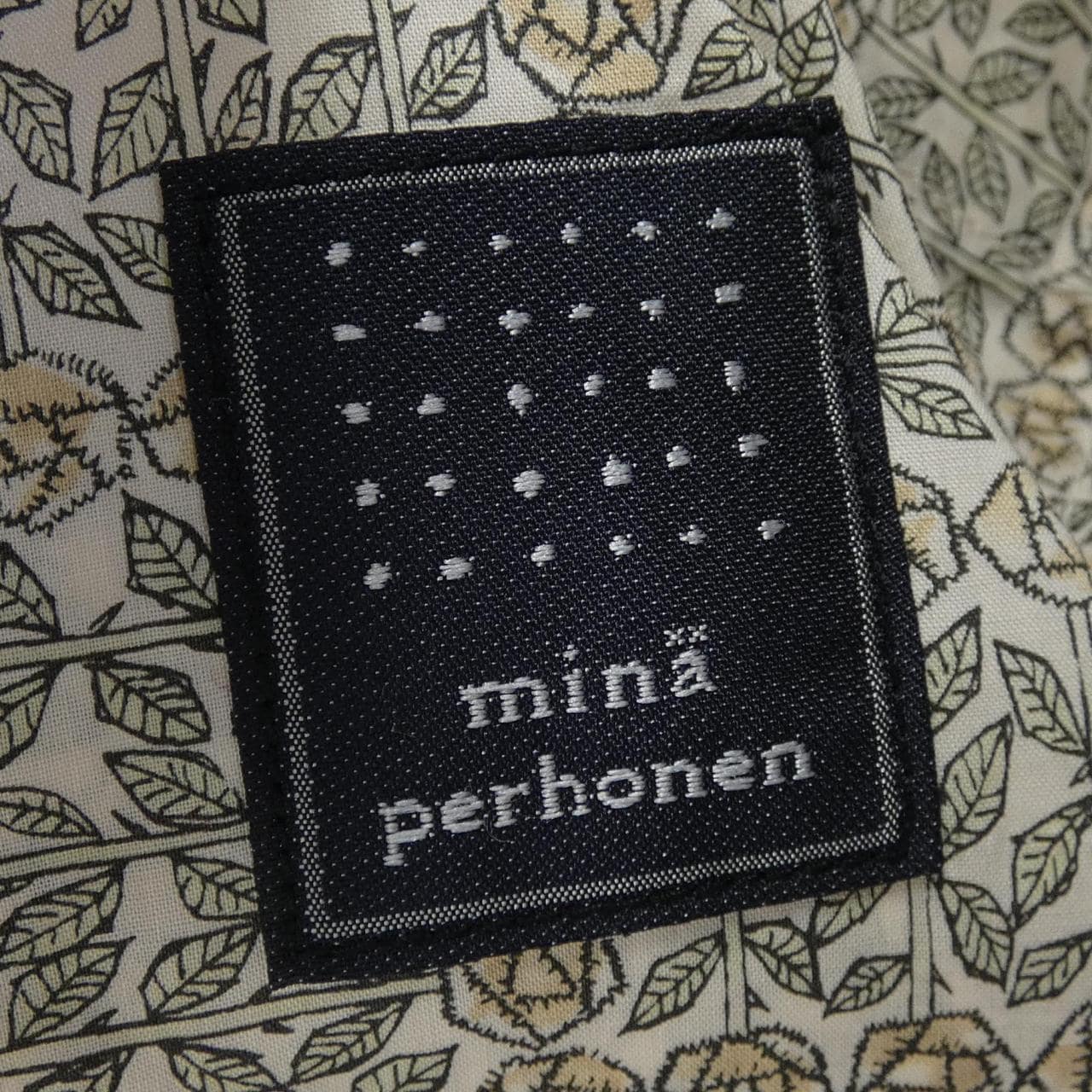 ミナペルホネン mina perhonen BAG